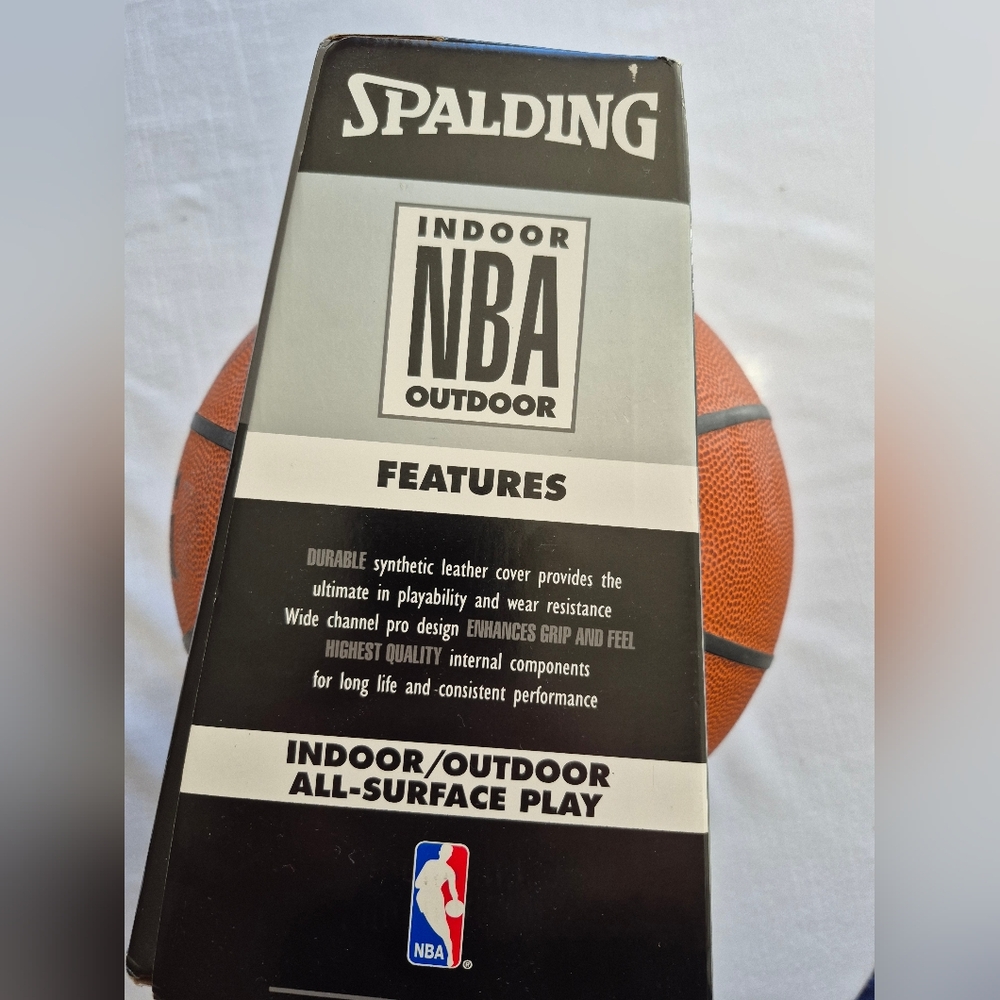 Alonzo Mourning #33 Autographed NBA Spalding Basketball - Picture 7 of 8